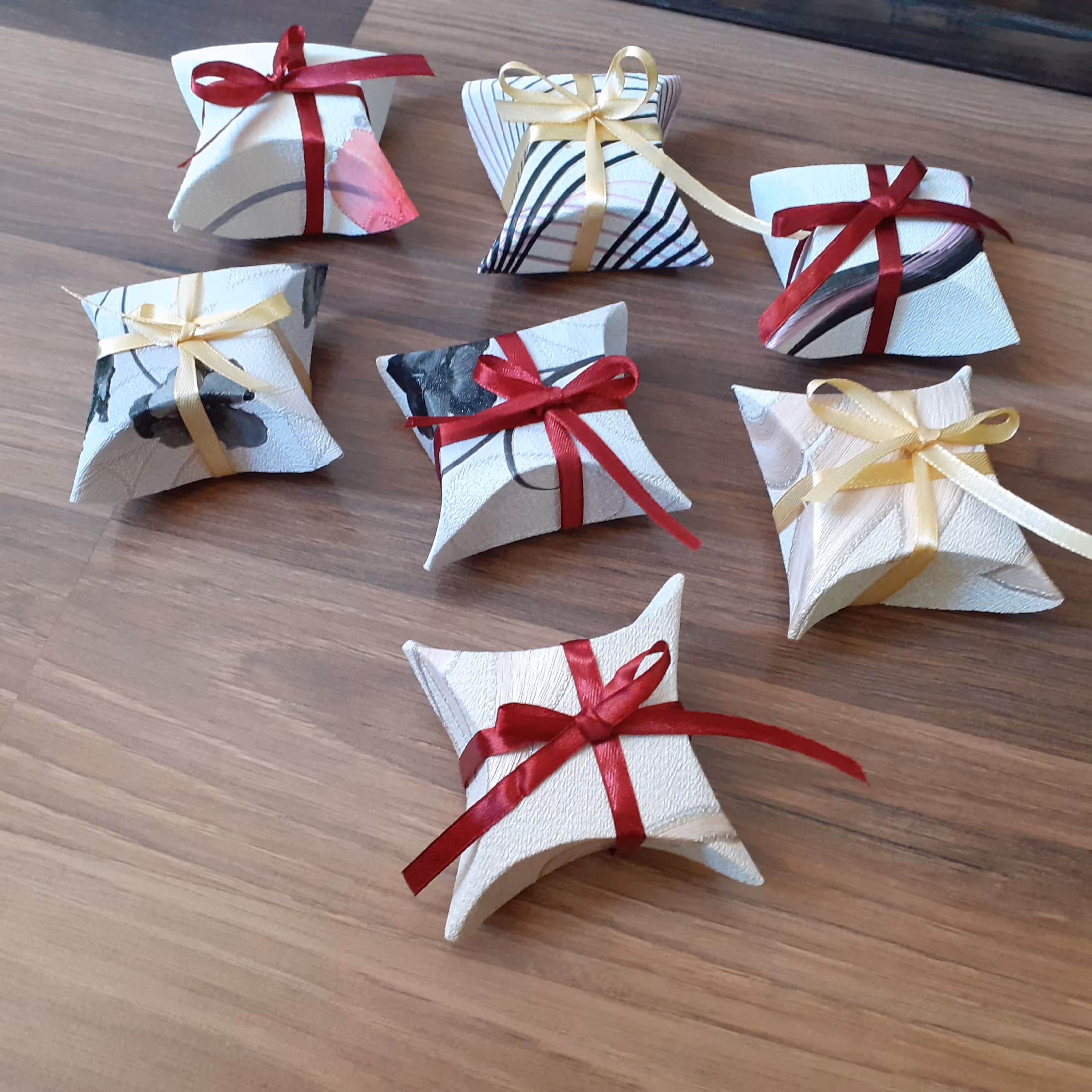 جعبه هدیه بسته 50عددی