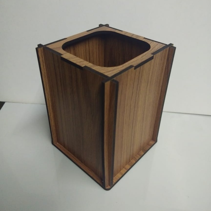 جامدادی چوبی. برای قیمت عمده پیام بدید