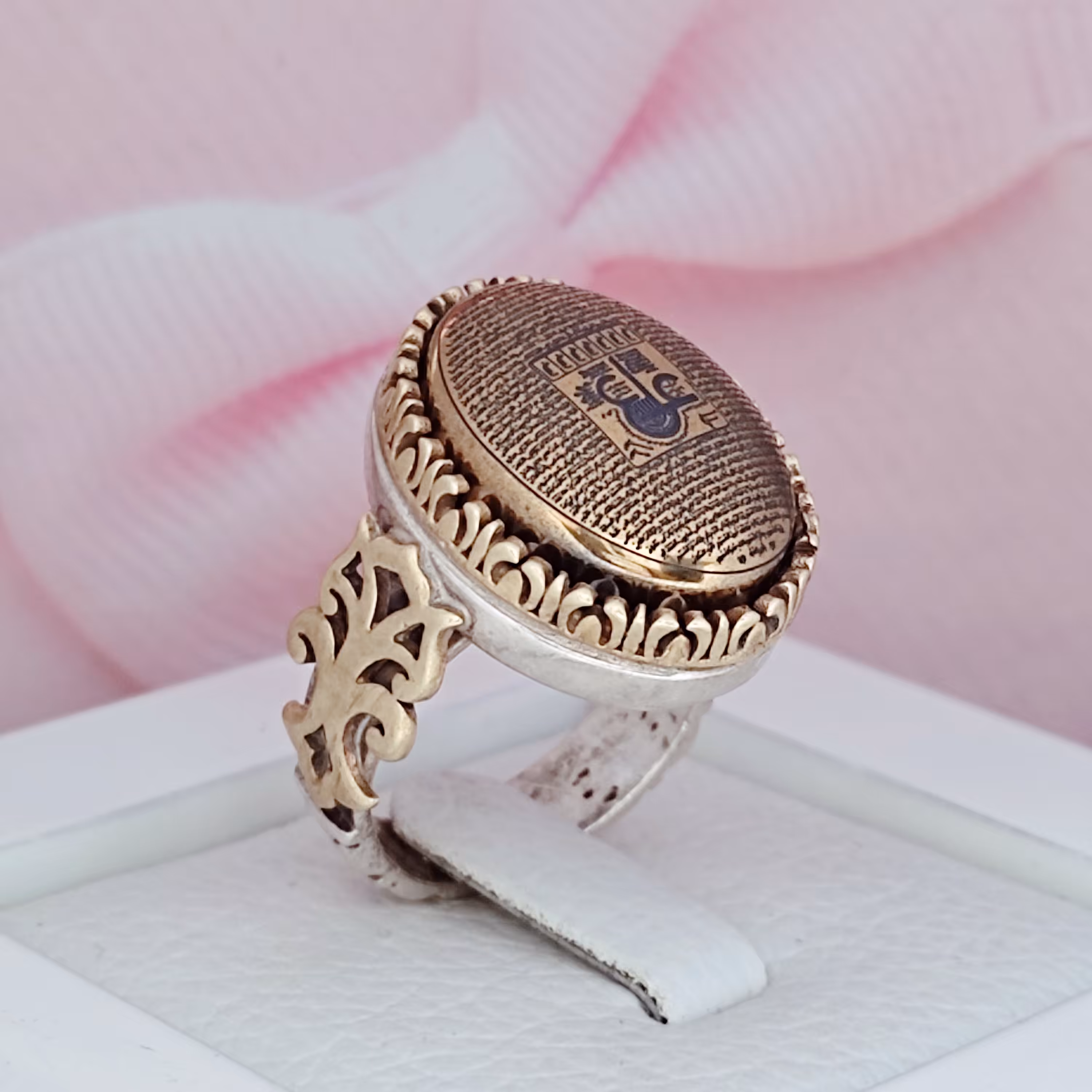 انگشتر مردانه حدید عین علی زیارت عاشورا دور برنجی 