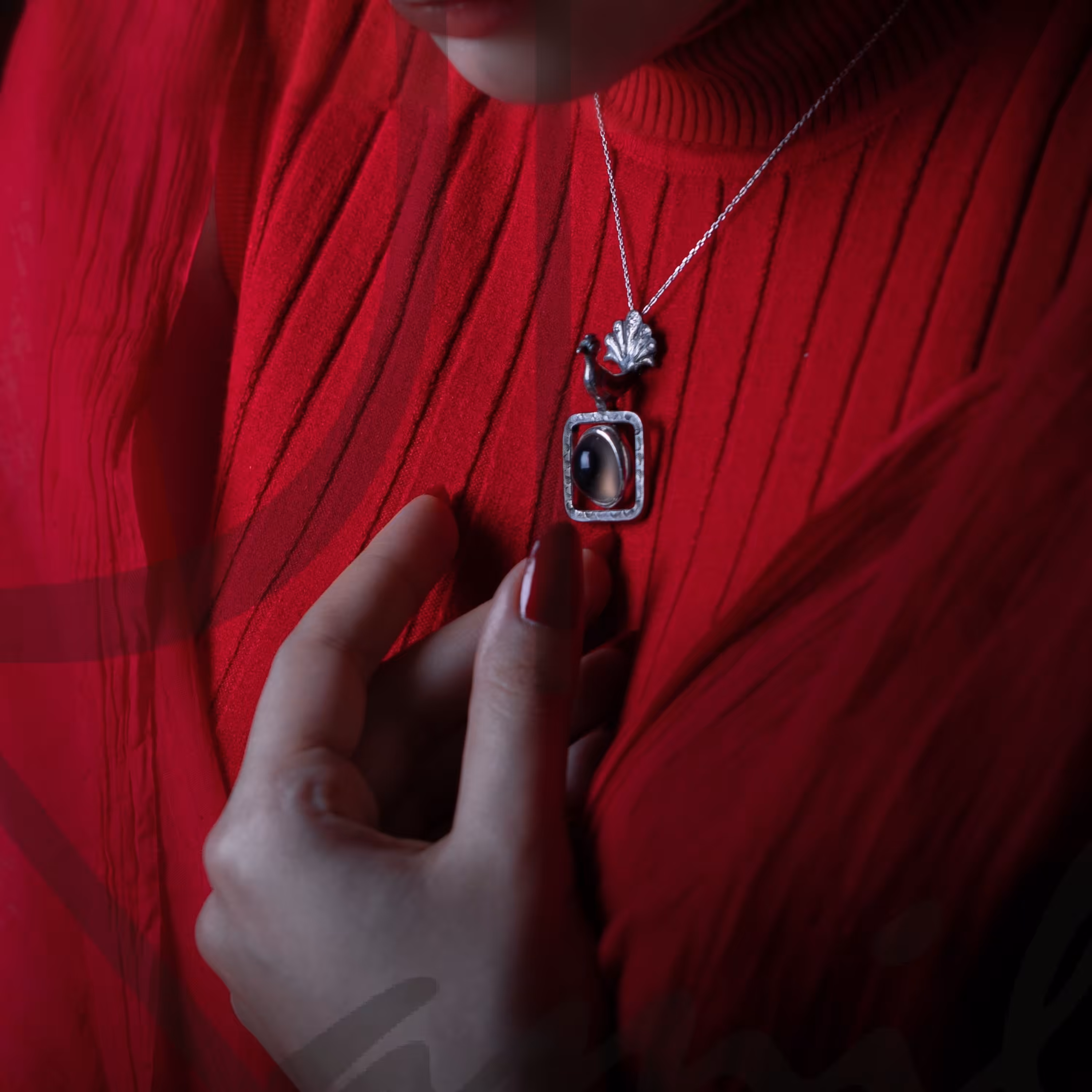 انگشتر  طاووس(زیوری با دو کاربرد)