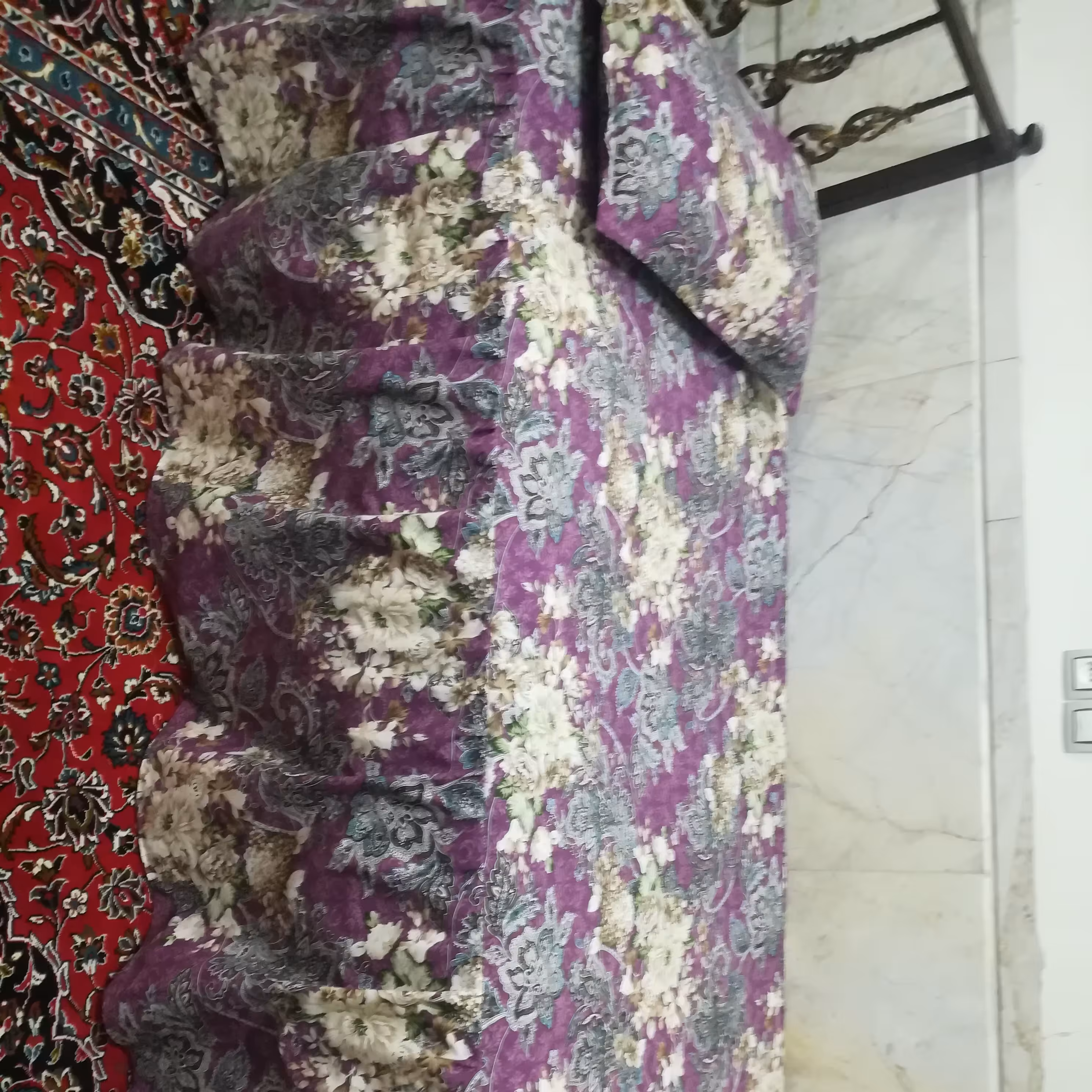 نیم ست روتختی کش دار دو نفره لبه دار ( کاور تشک تخت با دو عدد روبالشتی) 