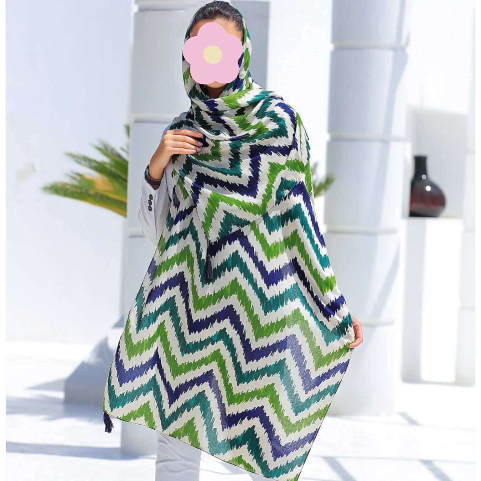 شال نخی طرح خشتی منگوله دار