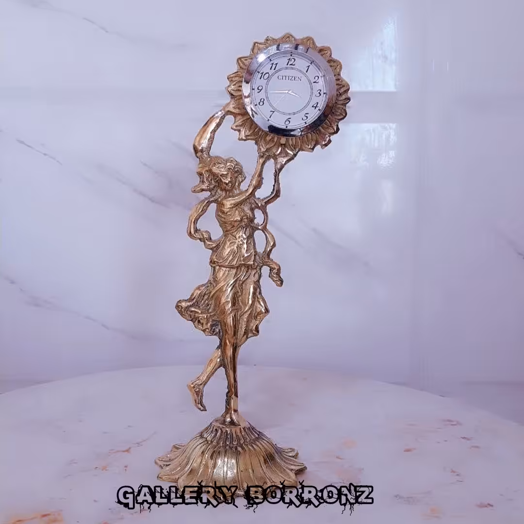 ساعت رومیزی برنزی(برنجی)...ارسال با تیپاکس بصورت پس کرایه