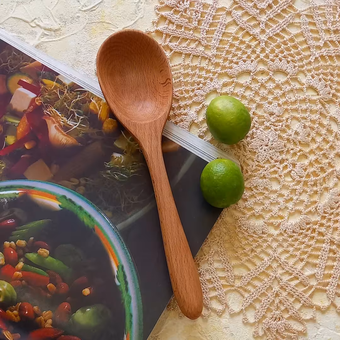 ملاقه چوبی دستساز بارلی مناسب جهیزیه عروس چوب راش 22 سانتی کد