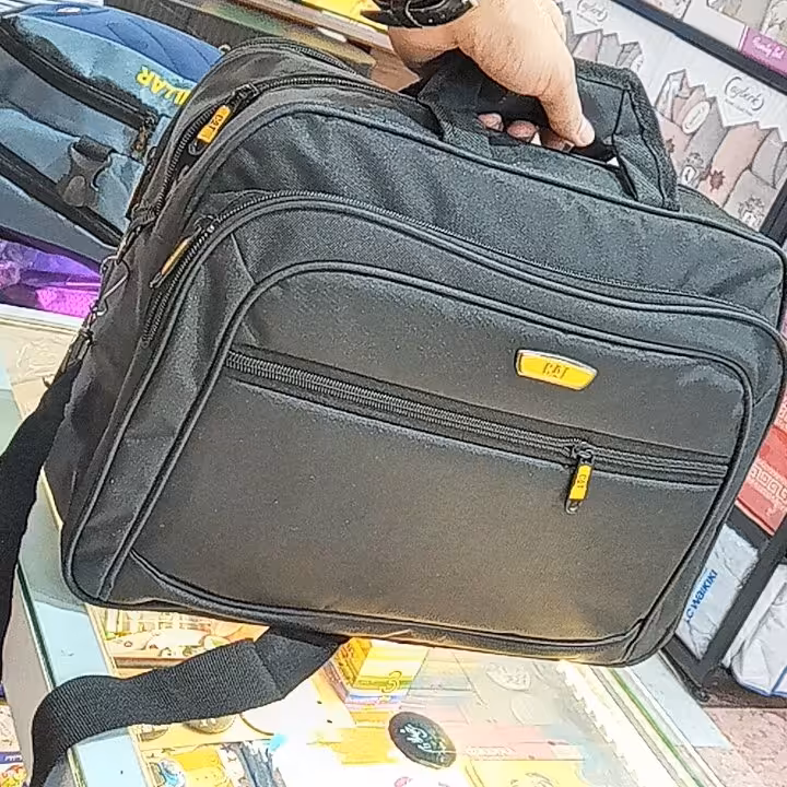 کیف ادارای لبتابی
