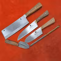 ست چاقو قصابی سلاخی همراه با ساطور و مصقل و پوست کن ست کامل پنج عددی فولادی فنر ماشین ساخت زنجان دست ساز چلنگری سنتی