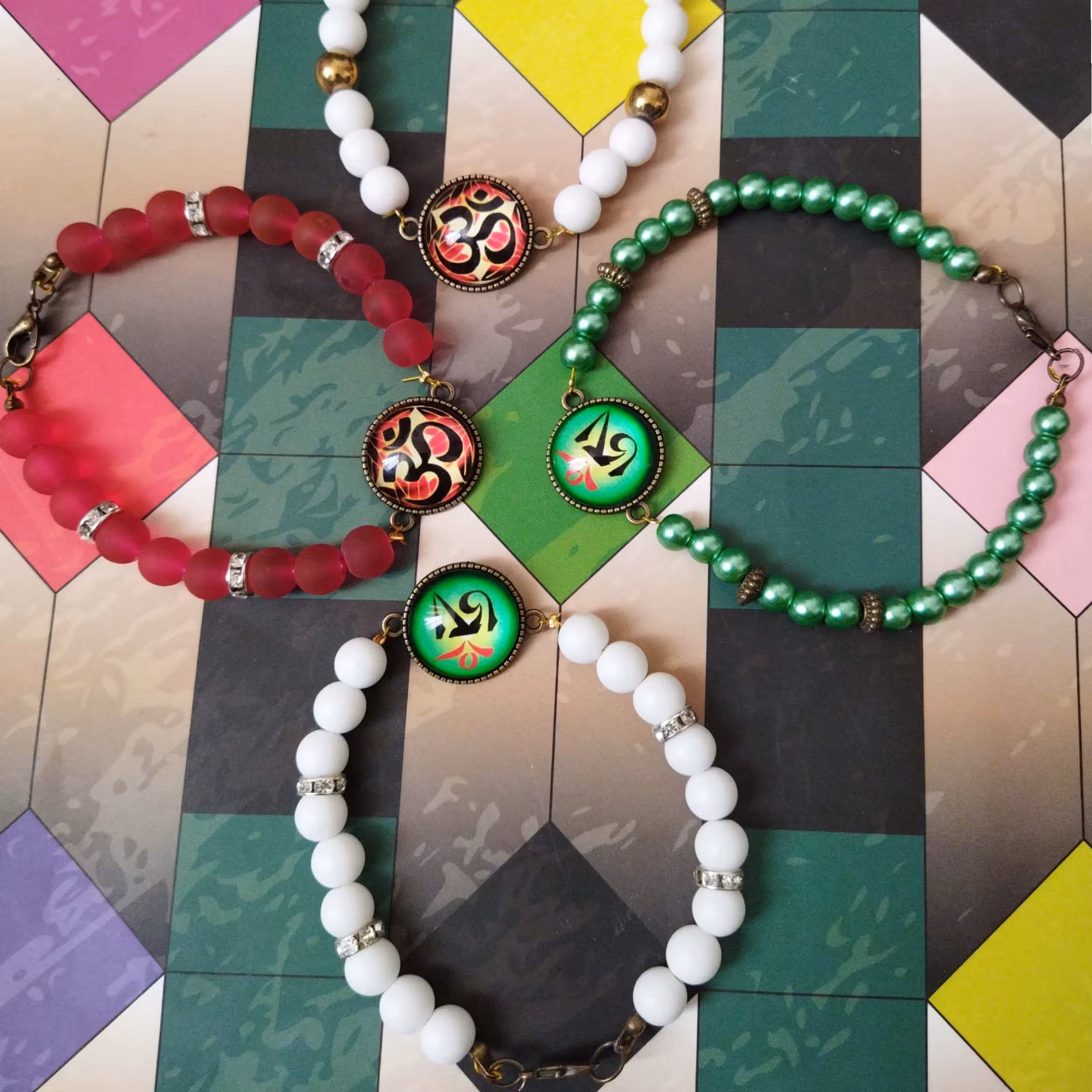 دستبند  ارسال رایگان 