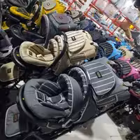 ست کالسکه  ، کریر  ، روروئک و ساک لوازم نوزاد مدل راه راه  برند ورسا 