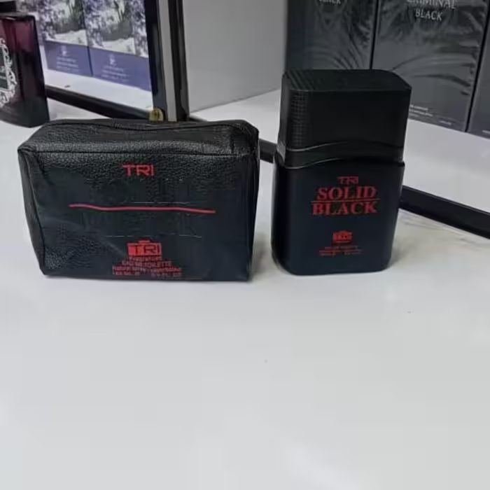 ادکلن  solid black اماراتی