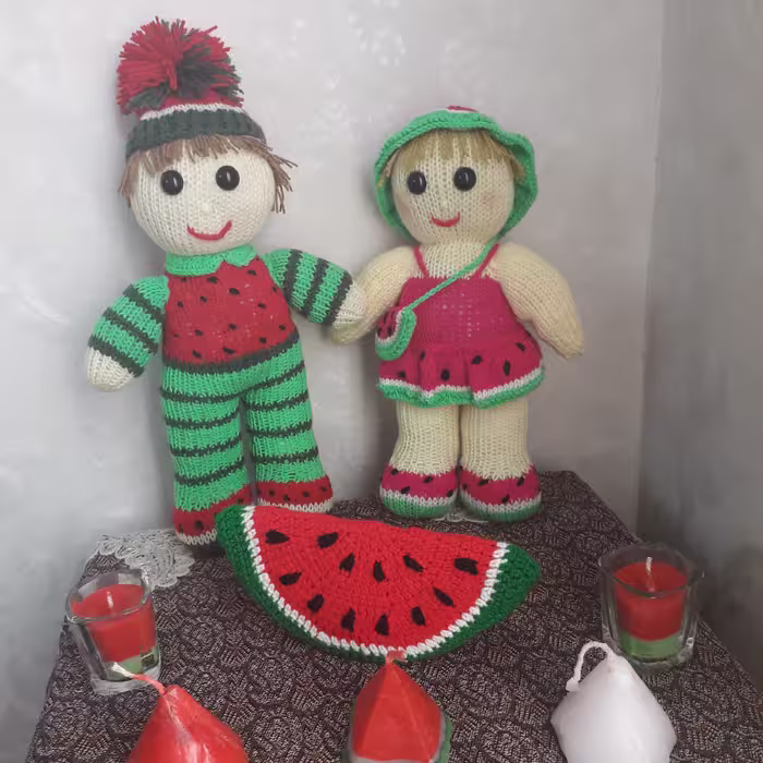 عروسک بافتنی پسر هندونه ای 