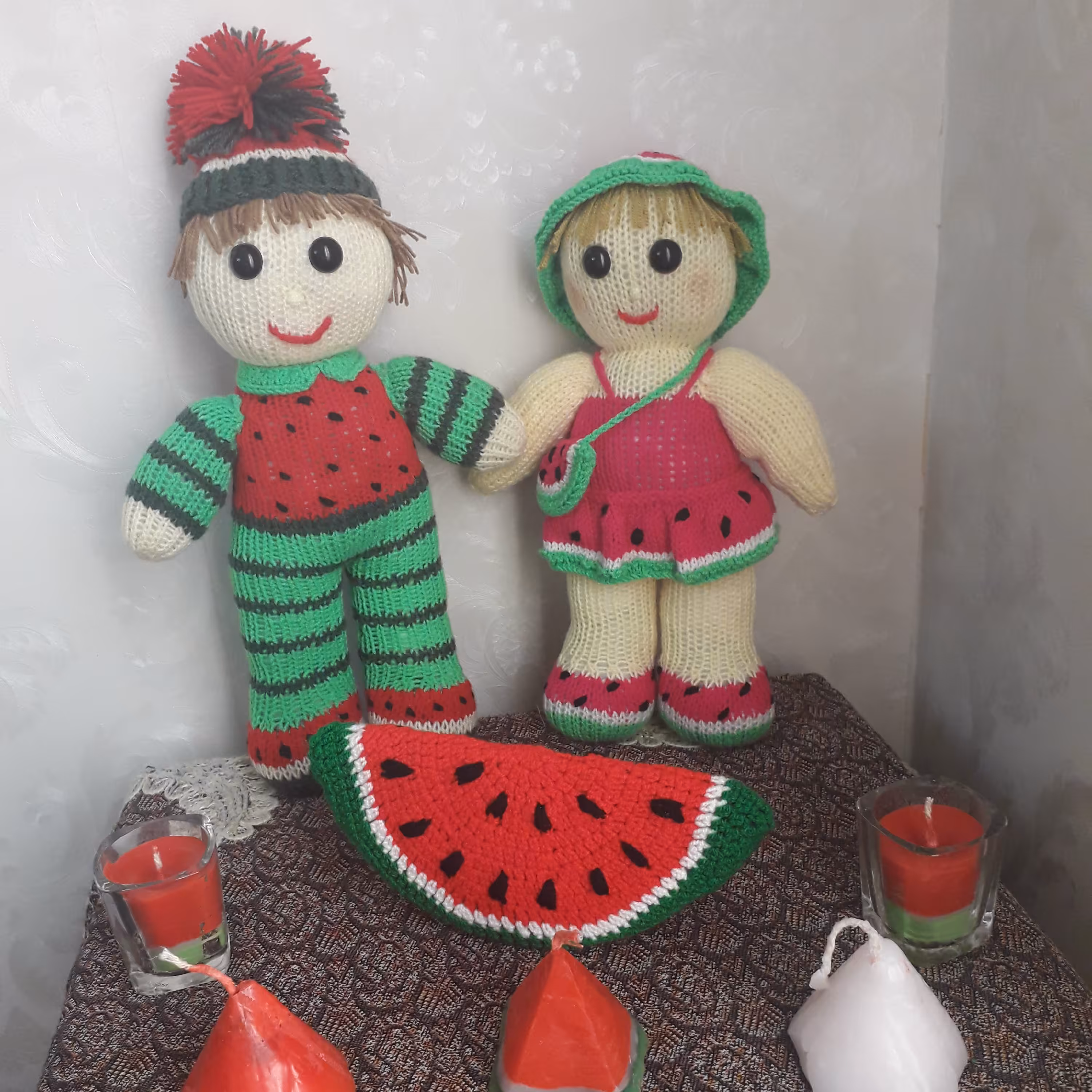 عروسک بافتنی پسر هندونه ای 