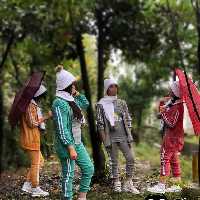 سه تیکه آدیداس(تخفیف40هزاری برای سایزکوچک)