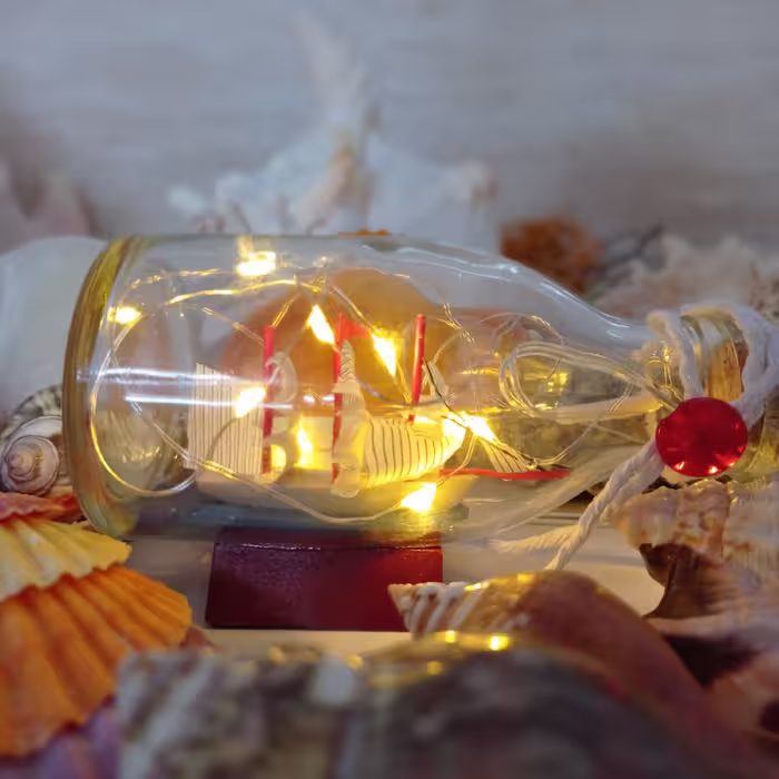 چراغ خواب طرح بطری دریایی و کشتی 