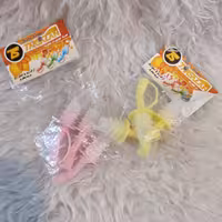 آرام ریز درب بطری سه عددی پلاستیکی مناسب بطری روغن وآبلیمو و ابغوره و ...مناسب درب بطری های حدود 3سانتی 