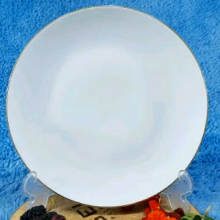 پیش دستی لورین سفید خط طلا 