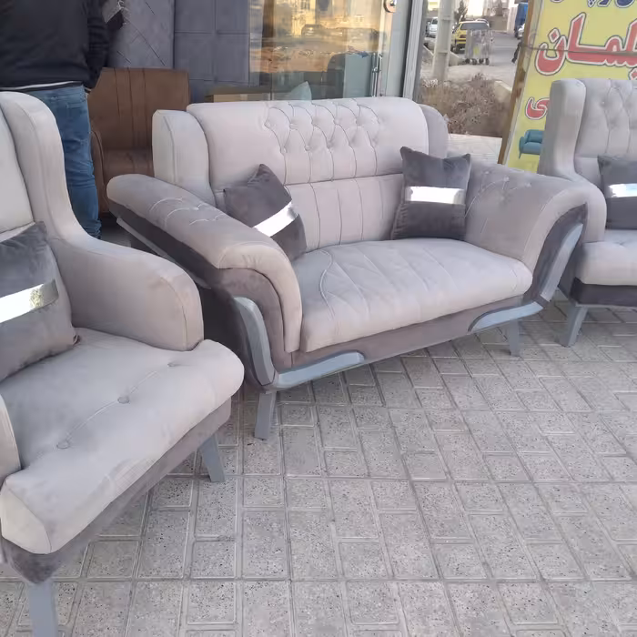 مبل راحتی مارشال هزینه ارسال ب عهده مشتری میباشد