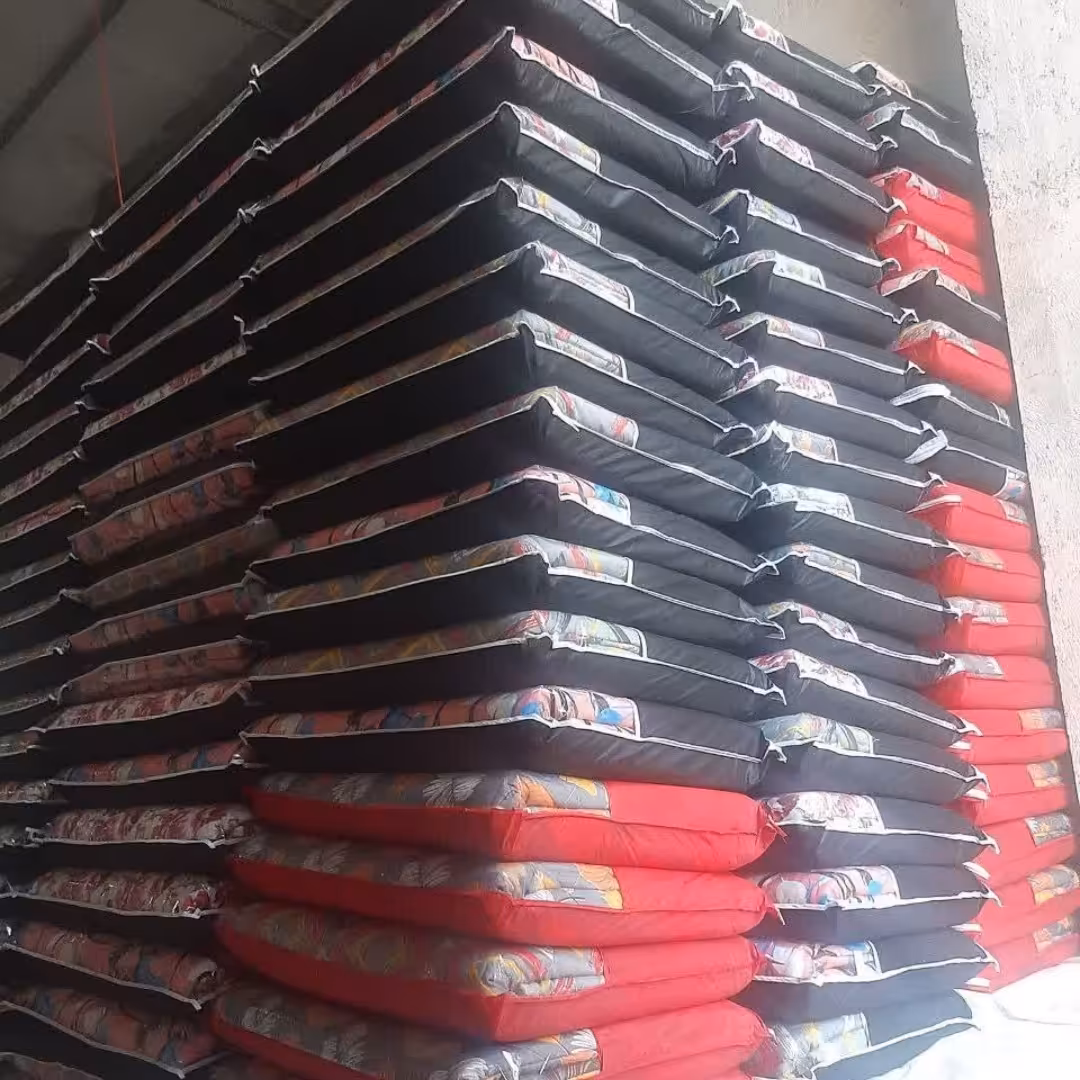 تشک مهمان طبی سه لایه الیاف سفید ضد حساسیت با کیفیت دارای زیپ و کاور زیپدار مخصوص 