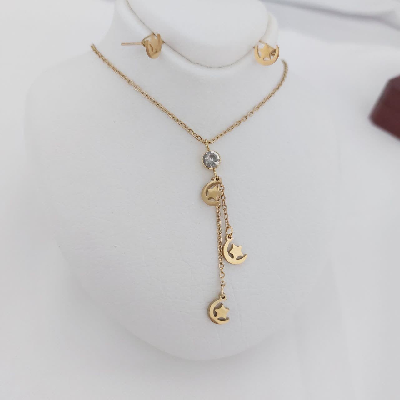 نیمست کد11237 طرح طلا.استاینلس استیل.با آبکاری طلا.ضد حساسیت.رنگ ثابت