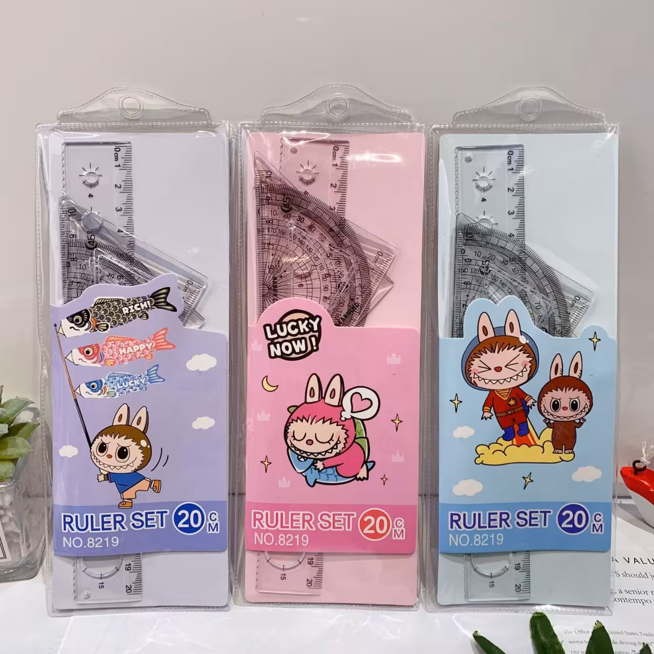 ست خط کش و گونیا Labubu