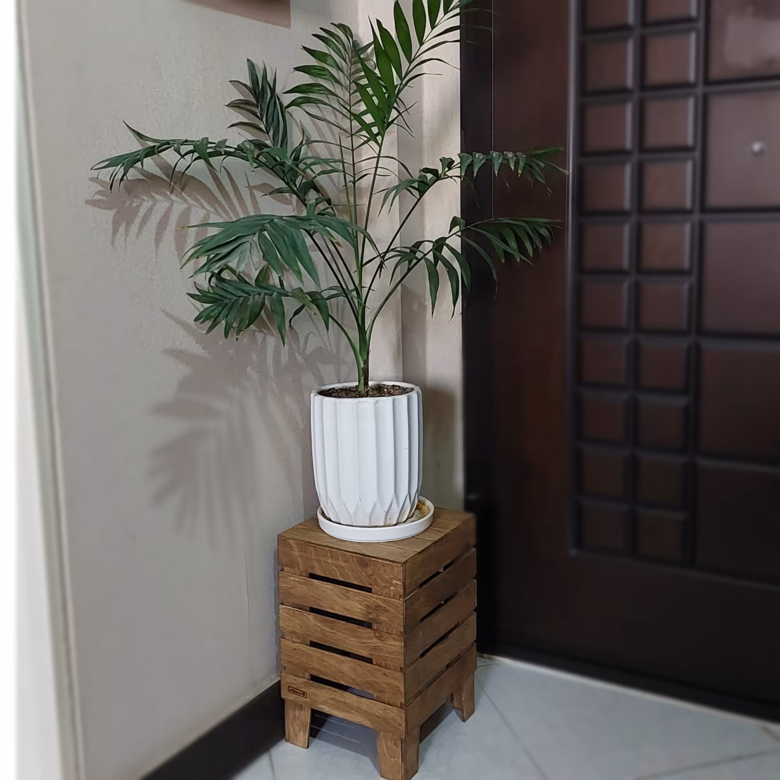 استند گلدان چهار پایه