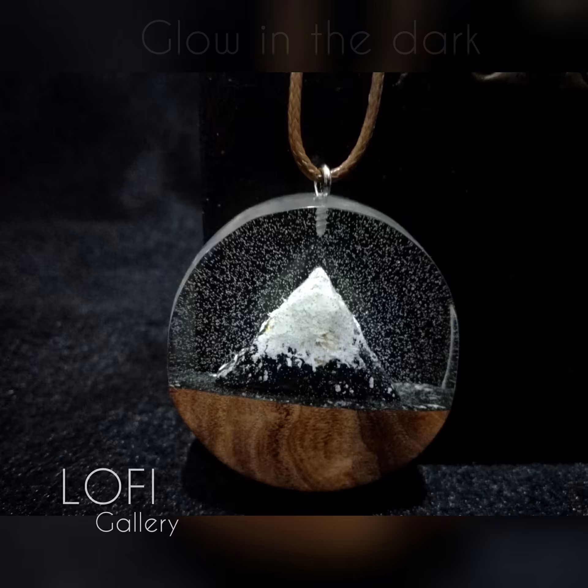 گردنبند چوب و رزین دماوند2020