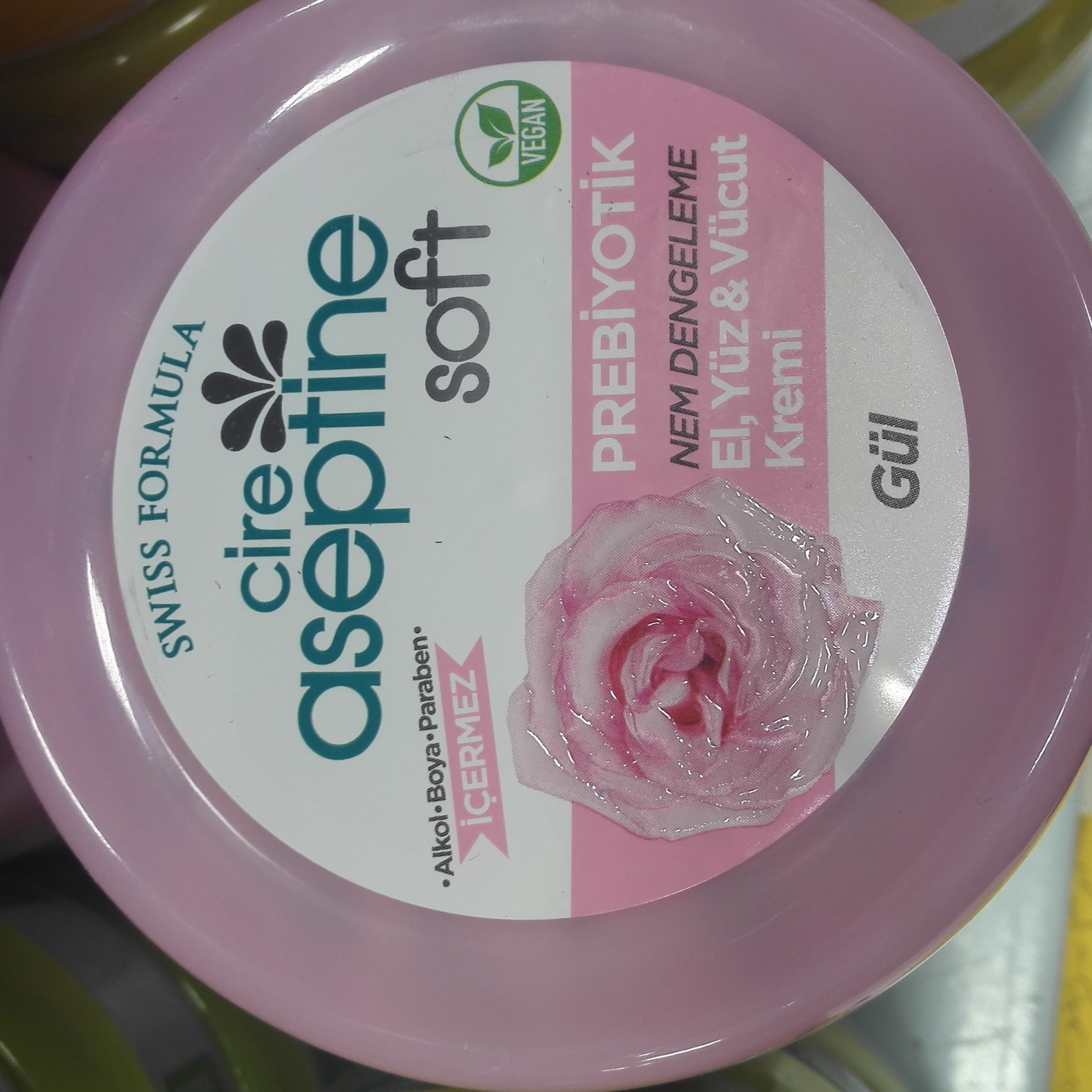 کرم آبرسان قوی پوست دست و صورت و بدن aseptine