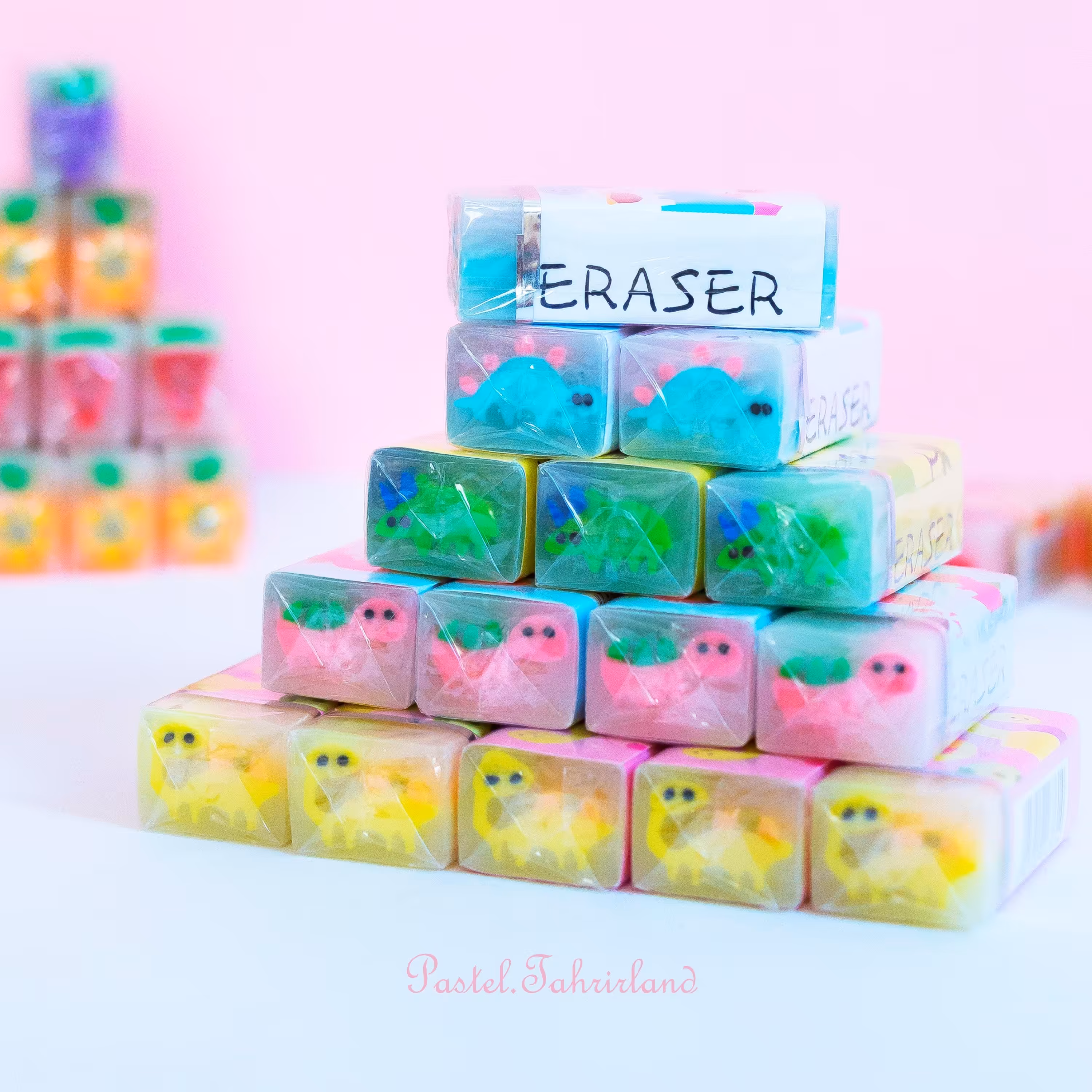 پاکن دایناسوری  مغزدار  پاستیلی باکیفیت 