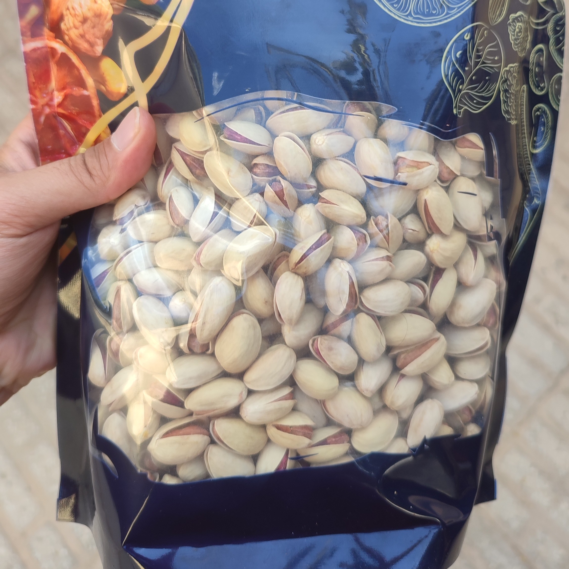 پسته احمدآقایی تازه یک کیلویی با ارسال رایگان