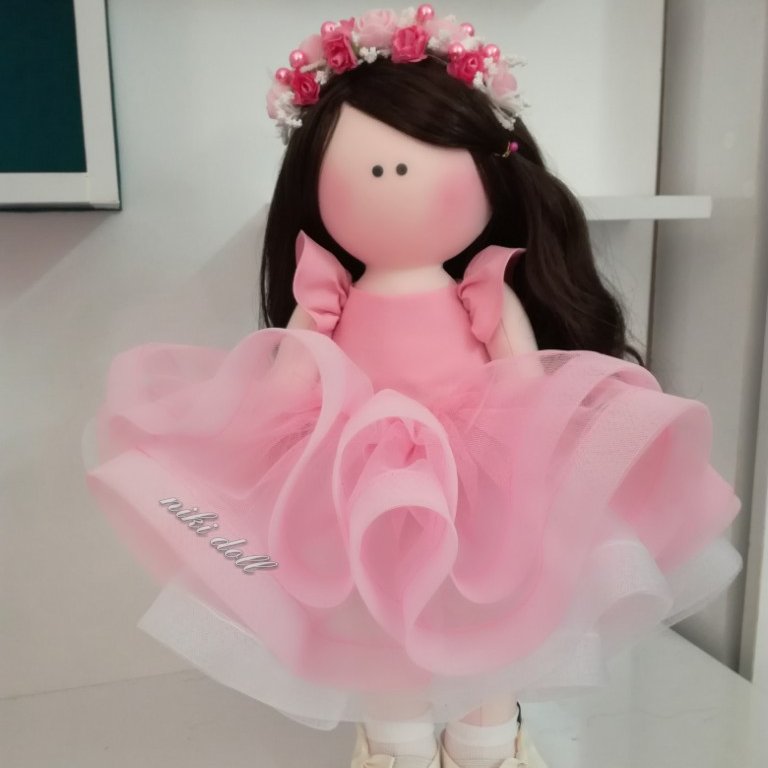 عروسک مناسبتی