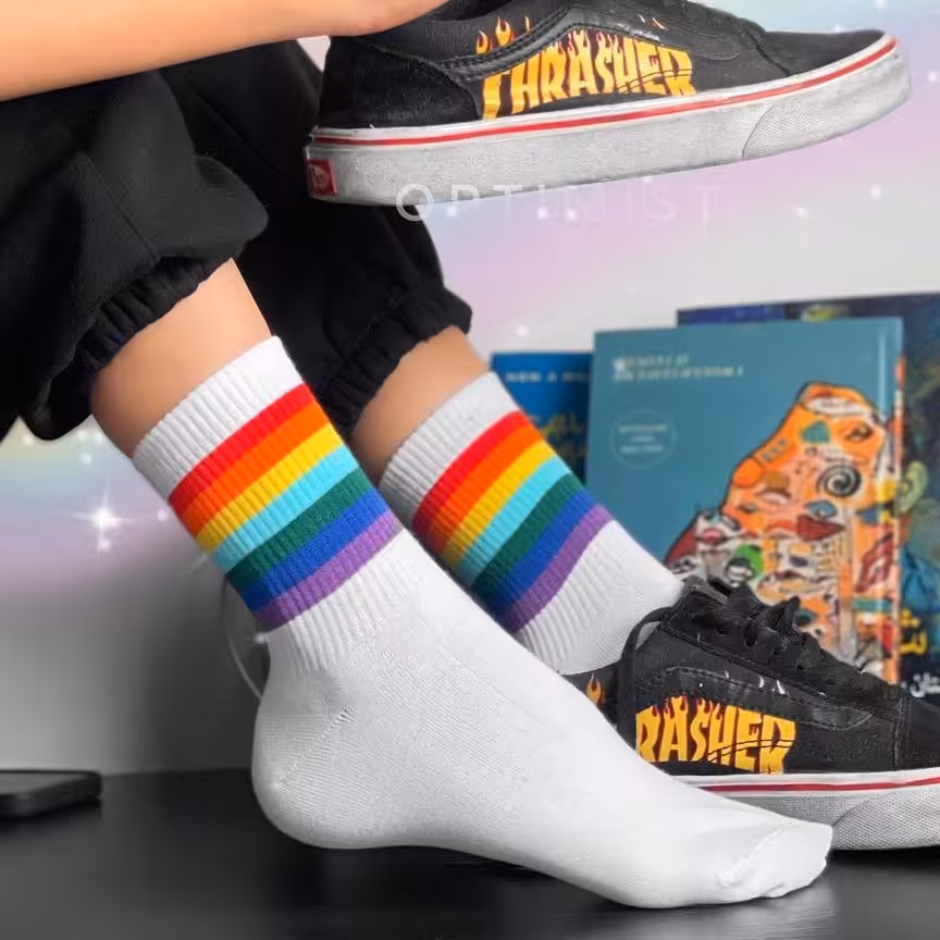 جوراب ساق رنگین کمونی نیم ساق زمینه سفید فری سایز