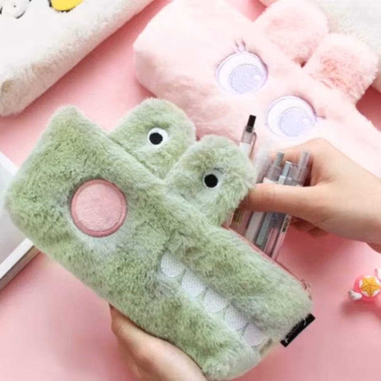 جامدادی تک زیپ پوم پوم طرح خرگوش و تمساح