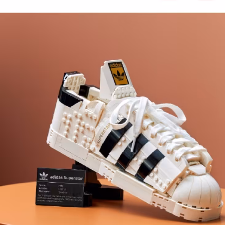 ست لگو طرح کفش آدیداس سوپراستار کد 10282
Lego Other Adidas Originals Superstar 10282