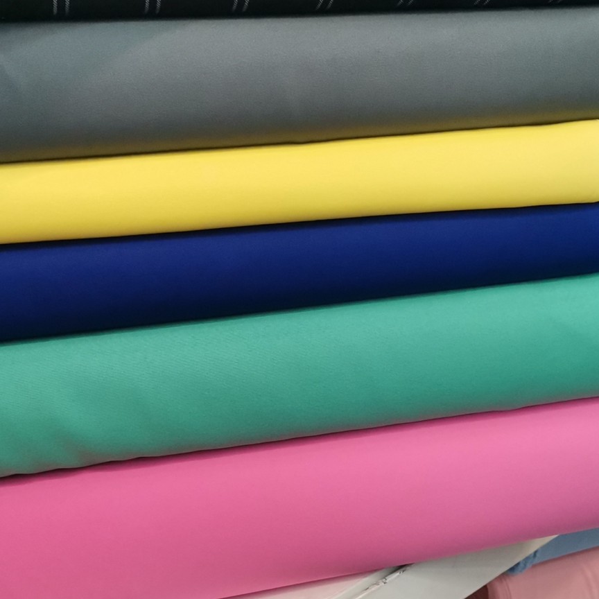 کرپ سوپرمازراتی عرض 150 رنگ بندی ساده و طرحدار  مناسب کت و شلوار و پیراهنی و مانتوکتی