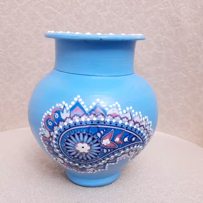 کوزه سفالی باطرح بته جغه دکوپاژ شده هنر دست  مناسب دکوری کادو هدیه تزئینی جوان بزرگسال نوجوان از غرفه فدک فاطمه کاظمی