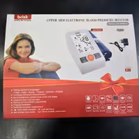 فشارسنج دیجیتال سخنگوی بریسک آلمان B16,  شش زبان زنده دنیا، 912 روز گارانتی پنل