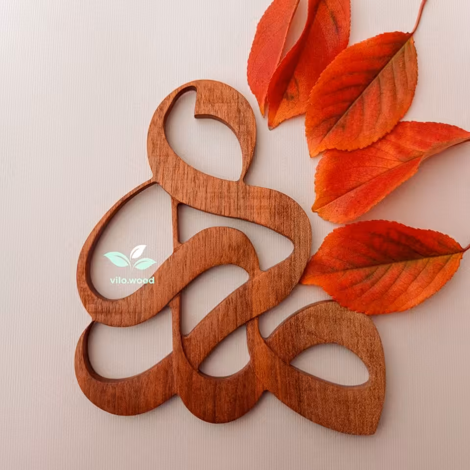 استند چوبی مدل مادر همراه با پایه چوبی کد 0015