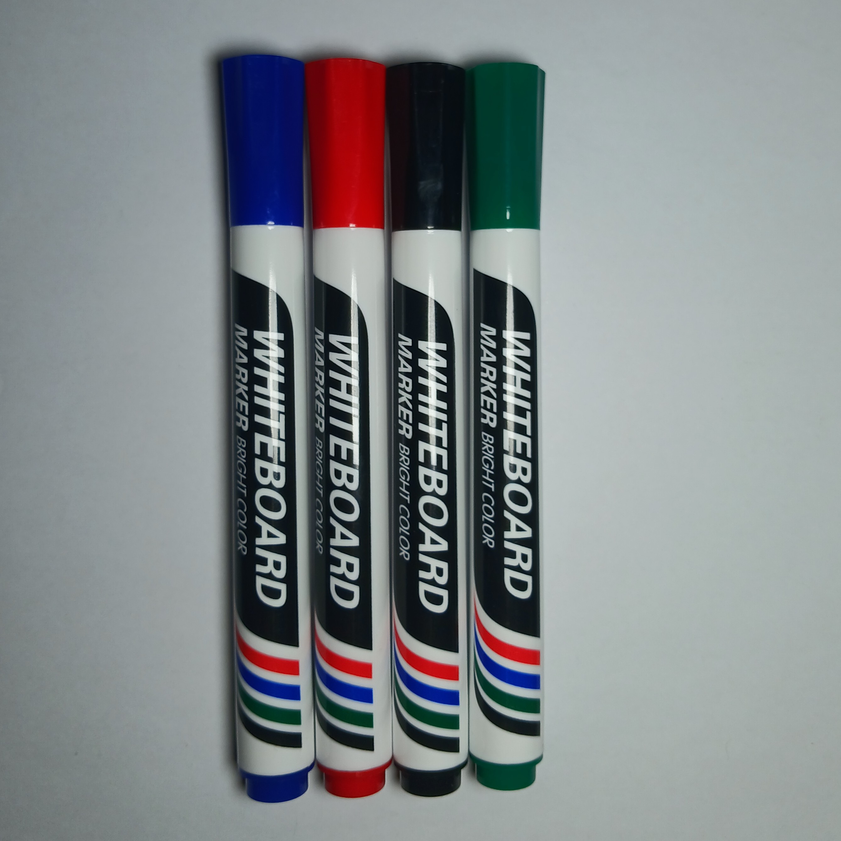 ماژیک وایت برد MARKERبا کیفیت بالا در 4رنگ اصلی