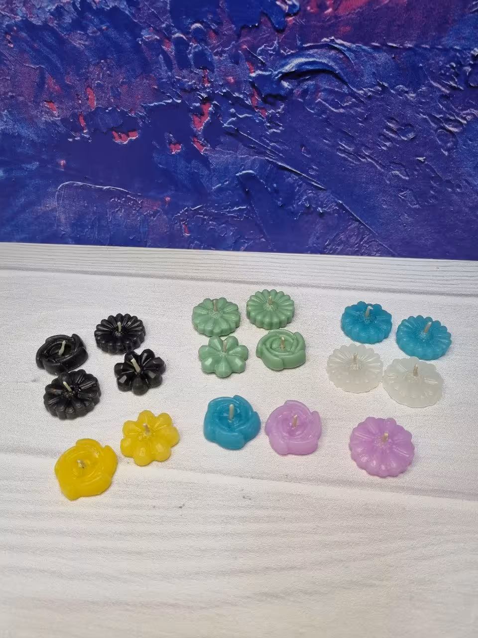 شمع دست ساز طرح وارمر طرح گل متفاوت