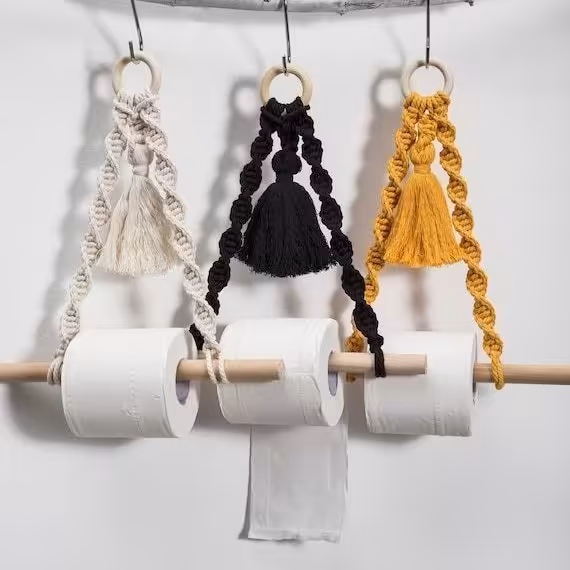 جاحوله ای مکرومه ...با رنگبندی دلخواه..یک سبک متفاوت و زیبا..طراحی روی چوب و حلقه ..با هر مدل ک دوس داشته باشید