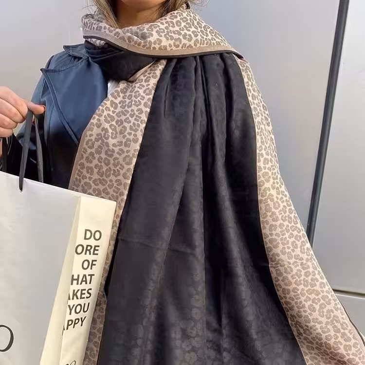 شال    ژاکارد