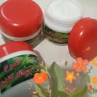 کرم جوانه گندم کاملا طبیعی  بدون مواد شمیای ترمیم کننده پوست ،،جوان کننده شفاف کننده 