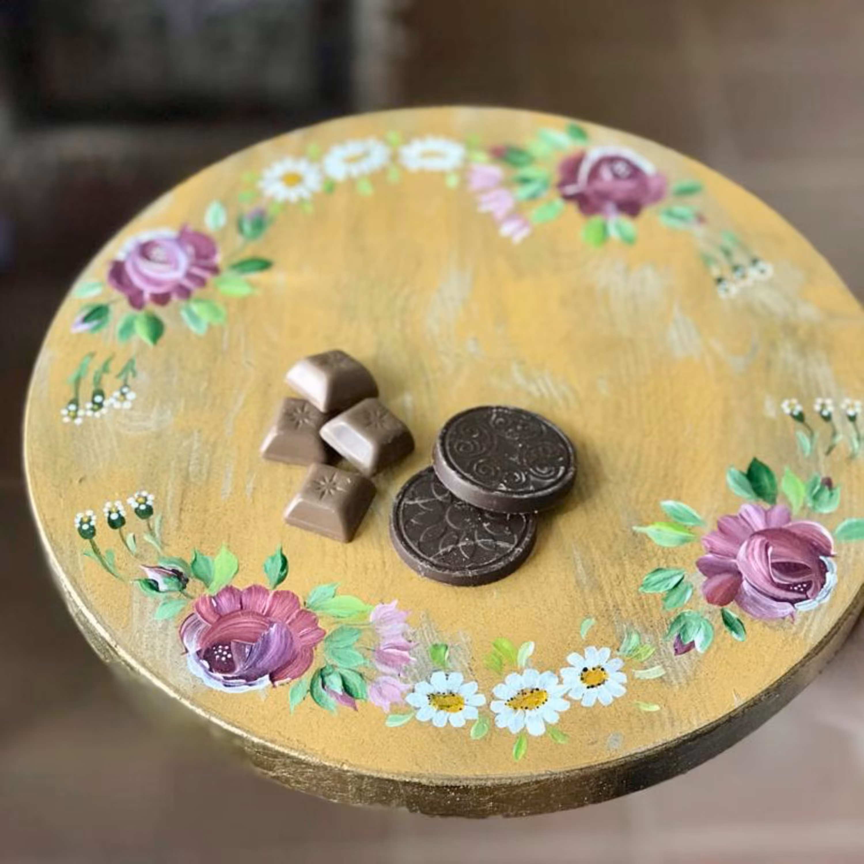 پایه کیک نقاشی رز و مینا