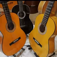 گیتار یاماها c70مدل F3