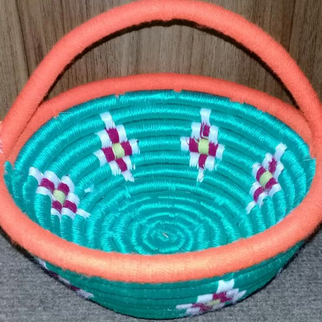 سبد دسته داد کاموایی