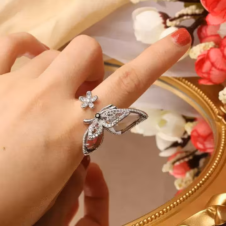 انگشتر اتریشی  پروانه