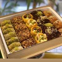 باقلوا  استانبولی بصورت عمده و خرده کیفیت عالی با طعمهای مختلف (پس کرایه)