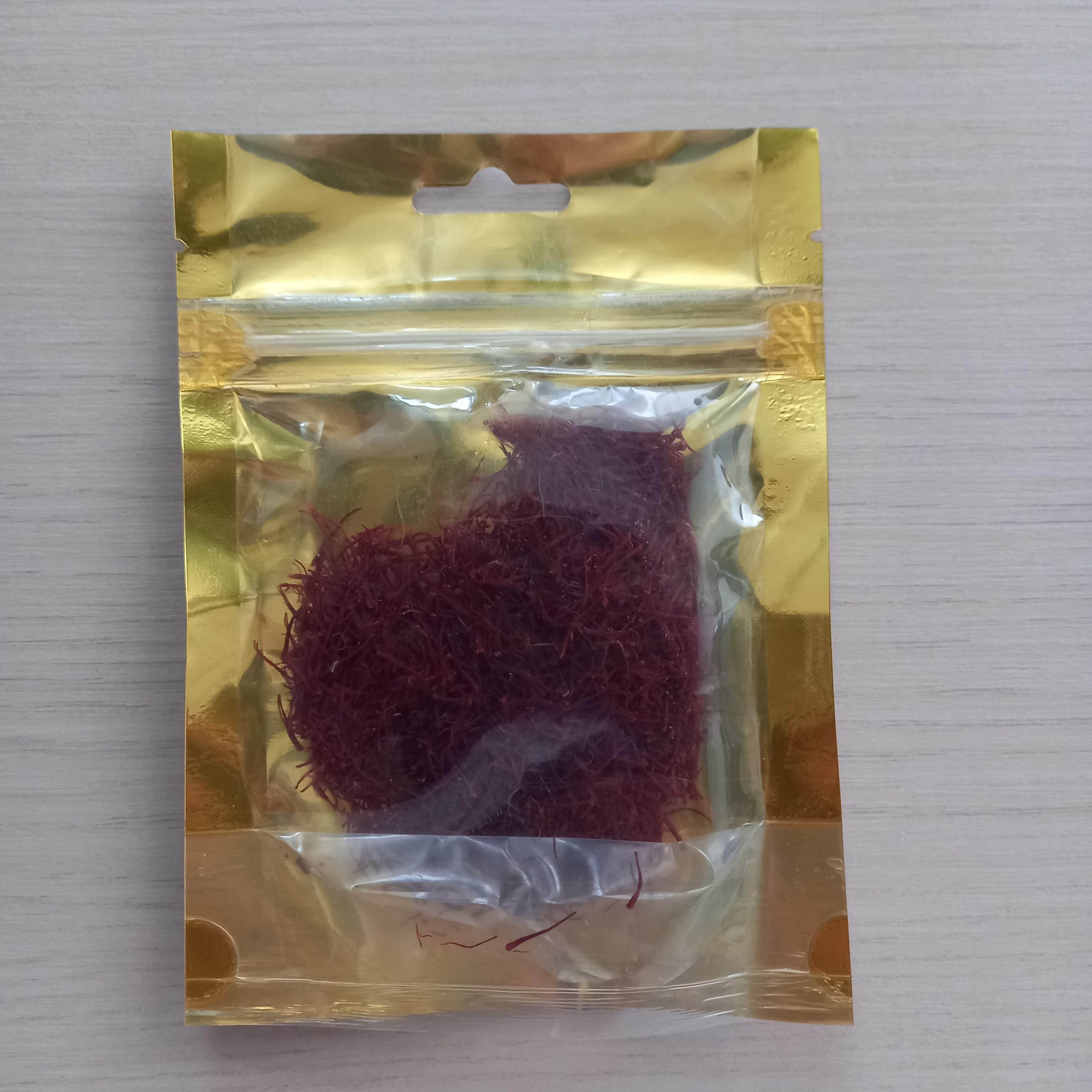 زعفران درجه یک وهای کوالیتی  6گرمی باکیفیت تضمینی 