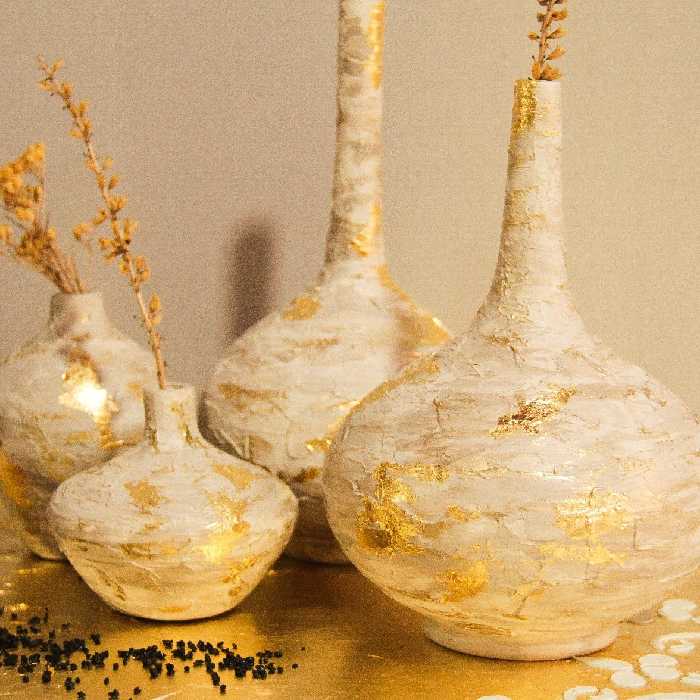 گلدان سفالی پتینه شده برجسته و ورقطلا مجموعه 4 عددی