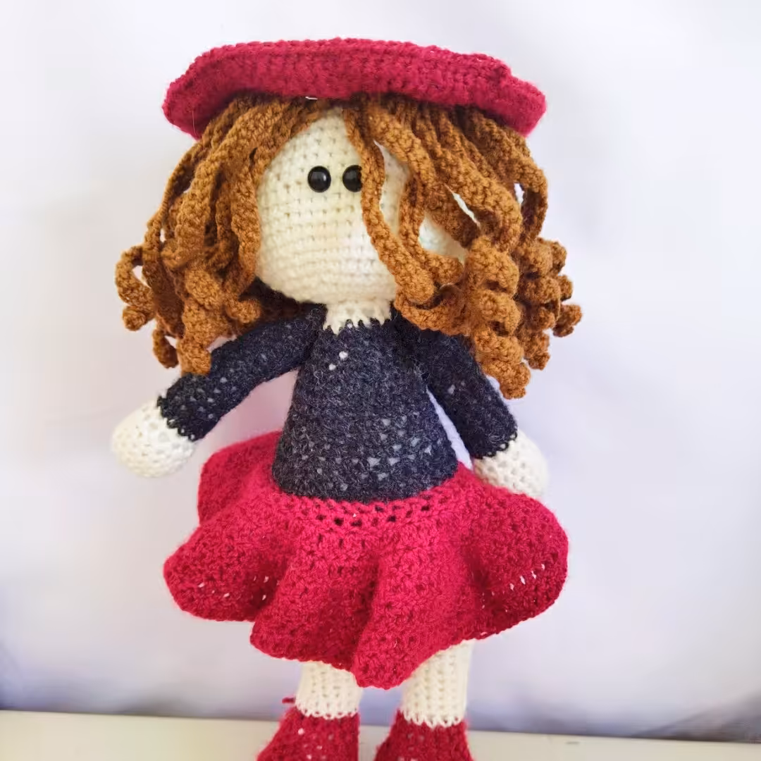 عروسک بافتنی