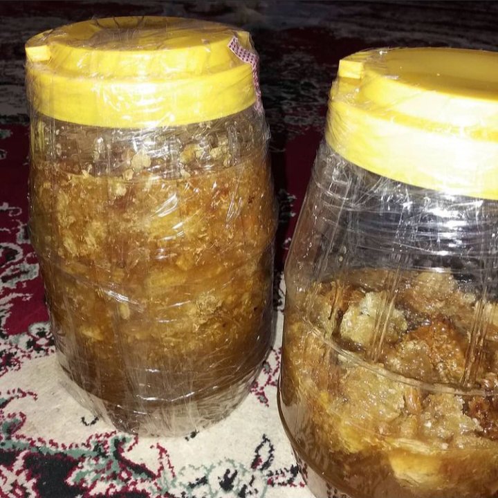 عسل درجه یک کوهستانی(بسیار لذیذ.خوش رنگ.طبیعی)